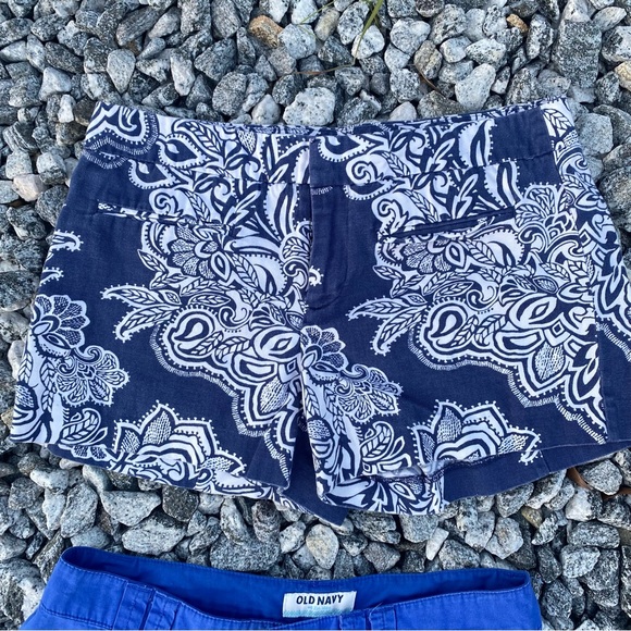 Bundle of Women’s Summer Shorts Size 2 - Picture 4 of 8